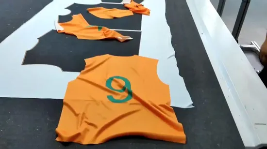 Automatic CNC Garment Apparel Pattern Round Knife Cutter Non