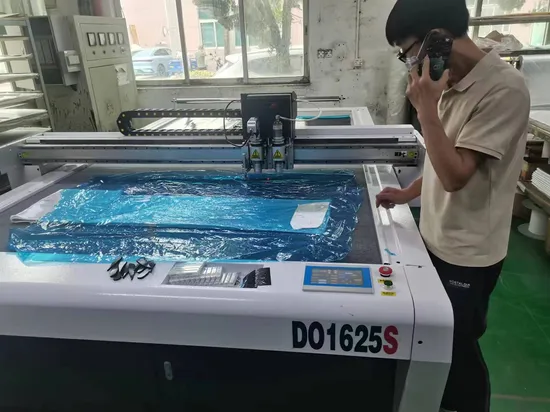 Oscillating Knife Blade CNC Digital Plotter Cutting Machine for Neoprene Fabric Carbon Fiber Fibre Fiberglass Prepreg Cloth Composite Leather Shoe Textile